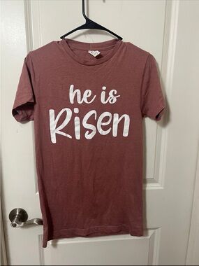 Womens He Is Risen' Crewneck T-Shirt - Mauve